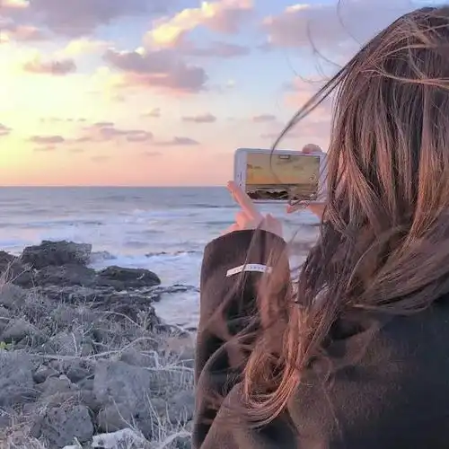 可爱女生头像真人不露脸