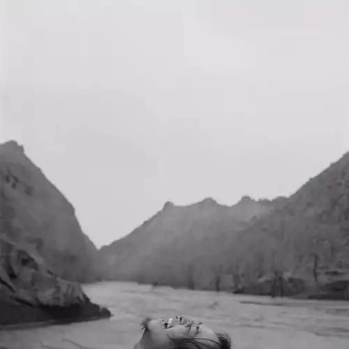 我们行走江湖,靠的就是心软