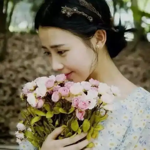 太美了,这四大星座女生只会越长越漂亮