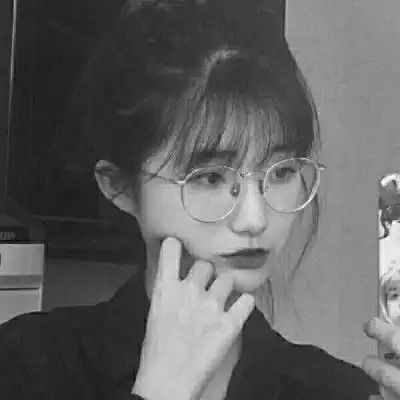 超高清美女黑白头像人一简单就快乐
