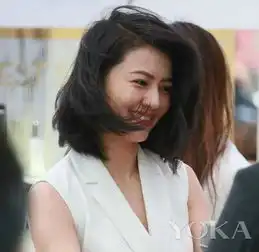林允高圆圆乱发糊一脸也好看终于找到不梳头的理由