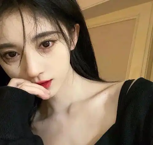 鞠婧祎难以割舍的半永久妆容,究竟有什么魅力