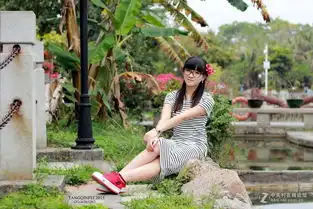 清纯可爱小美女幼师小郑姑娘中山公园