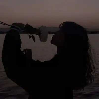 温柔夕阳女生唯美头像不同的季微信头像我要个性网