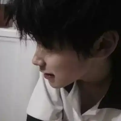 emo女头像真人男生