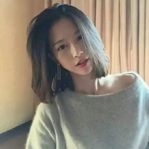 个性网头像女短发烫发