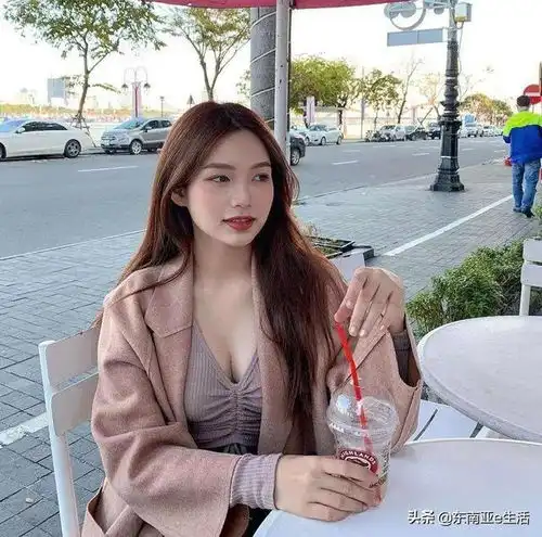 美女图集越南正妹tramanh,笑容治愈,超甜美的哟