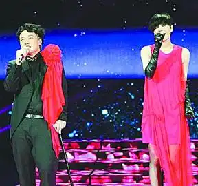 龙年春晚遭网友吐槽王珞丹绵羊音让人肝颤