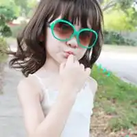 图片上的小女孩叫什么名字