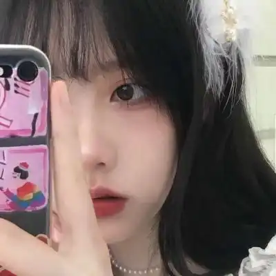 qq头像小女孩超萌噘嘴
