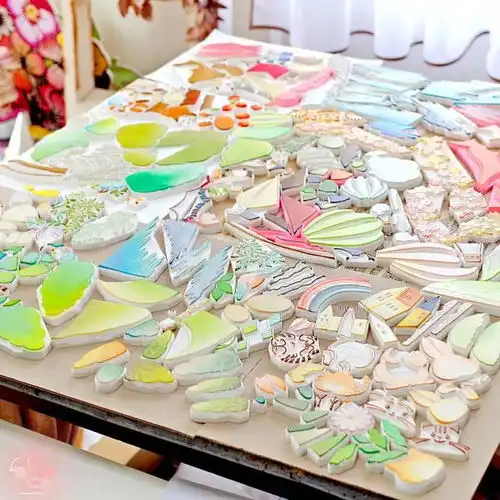 日本女孩用橡皮作画,碰瓷宫崎骏,橡皮还能这么玩涨知识了