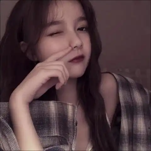 黑白渣女头像清晰版傻丫