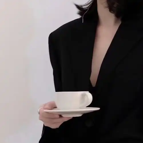 冷淡风女头ins风