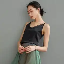 夏装牛仔短裤雪纺短裙搭配,摩擦出美腻的火花