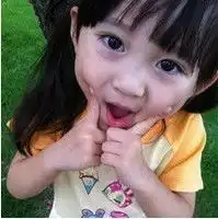 请问这个小女孩叫什么名字呀