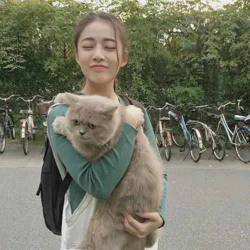 安利一个微博上的美女我是女生都好心动