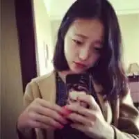 女人微信头像用短发背面是什么意思