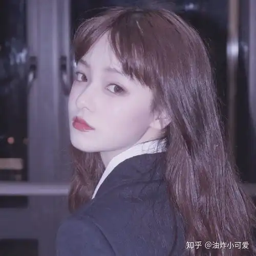 温柔可爱qq头像女生qq皮