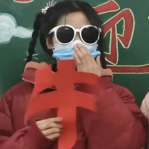 黑色影子侧面头像女孤独