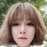 刘海女生头像可爱有刘海的女生头像