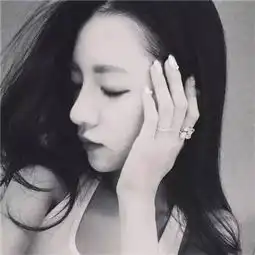 QQ女生头像黑白个性网霸