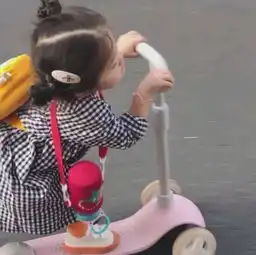 no76可爱小女孩头像,高清无水印