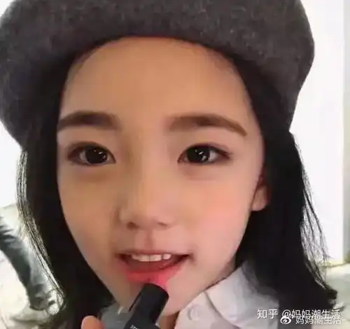李玫瑾建议女孩子千万别打扮得太漂亮,太早化妆会导致孩子不再长高