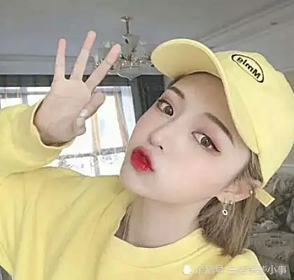 长时间不换微信头像的女生,八成就是这3种人,不准算我输