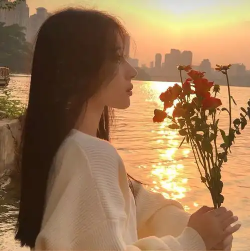 ins女生头像优质小众唯