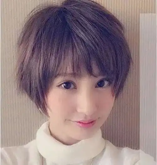 比较潮的头像女生短发