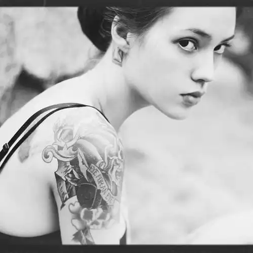 玫瑰匕首的相册tattoo