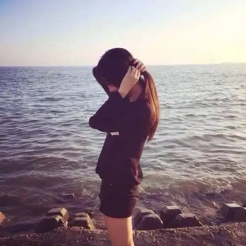 他没有很忙,只是你不够重要