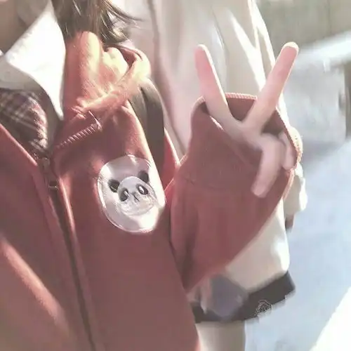 仙女系不露脸女生头像从你手里飞走的气球会停在月亮旁边
