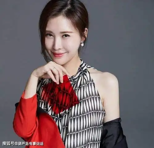 人物图片女头像30岁