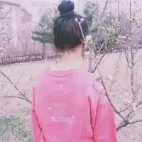 妖娆妩媚的女生头像粉色女生唯美头像