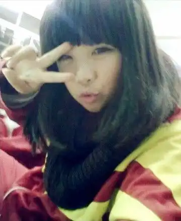 最美校服女生网络爆红青春可人宅男盛宴组图
