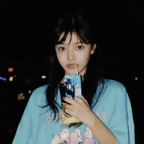 女生头像过于在意的东西永远都在折磨你