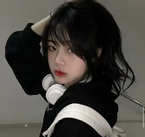ins高质量真人女头