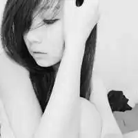 女生喝酒黑白头像微信头像图片大全