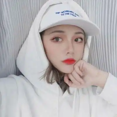 戴帽子的女生头像霸气酷气质女生头像