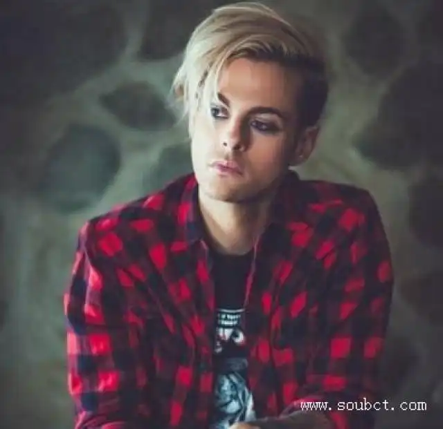 美国最帅的男人乔什哈切森身高仅1.67米