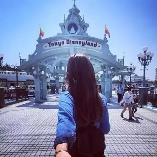 睡土司宅邸逗牦牛松鼠......在香格里拉的打工换宿是什么体验