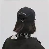 头像女生戴帽子霸气qq头