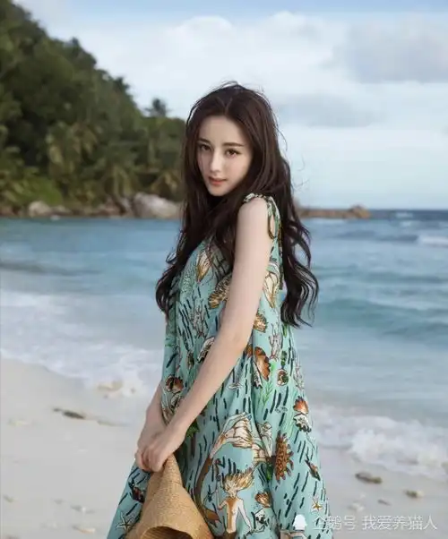 迪丽热巴,甜美的热巴,阳光灿烂
