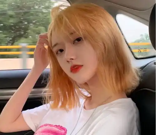 长得好看的女生,脸上多半会具备这3标志,全中的就是校花脸