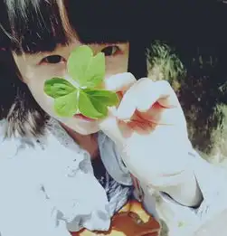 鹿晗最近状态好像不太好同框李佳琦没占到便宜,他倒看着更憔悴