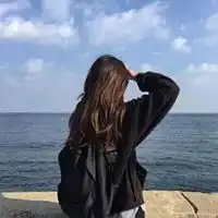 头像女长发唯美长发唯美背影的女生头像