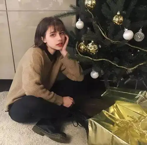 美颜高能预警ins爆红的混血美少女都给你准备好了