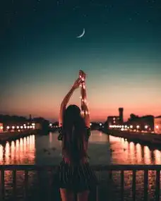 女生失恋的伤感个性签名,一句话让你泪流满面