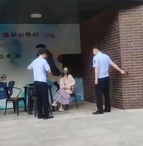 说猫粑粑臭,烧鸭饭暴扣300块背后,公主病得治